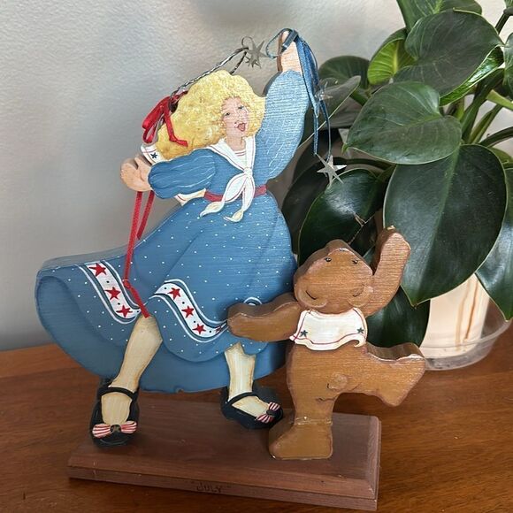 “July” Dancing Wooden Decor! - Picture 1 of 5